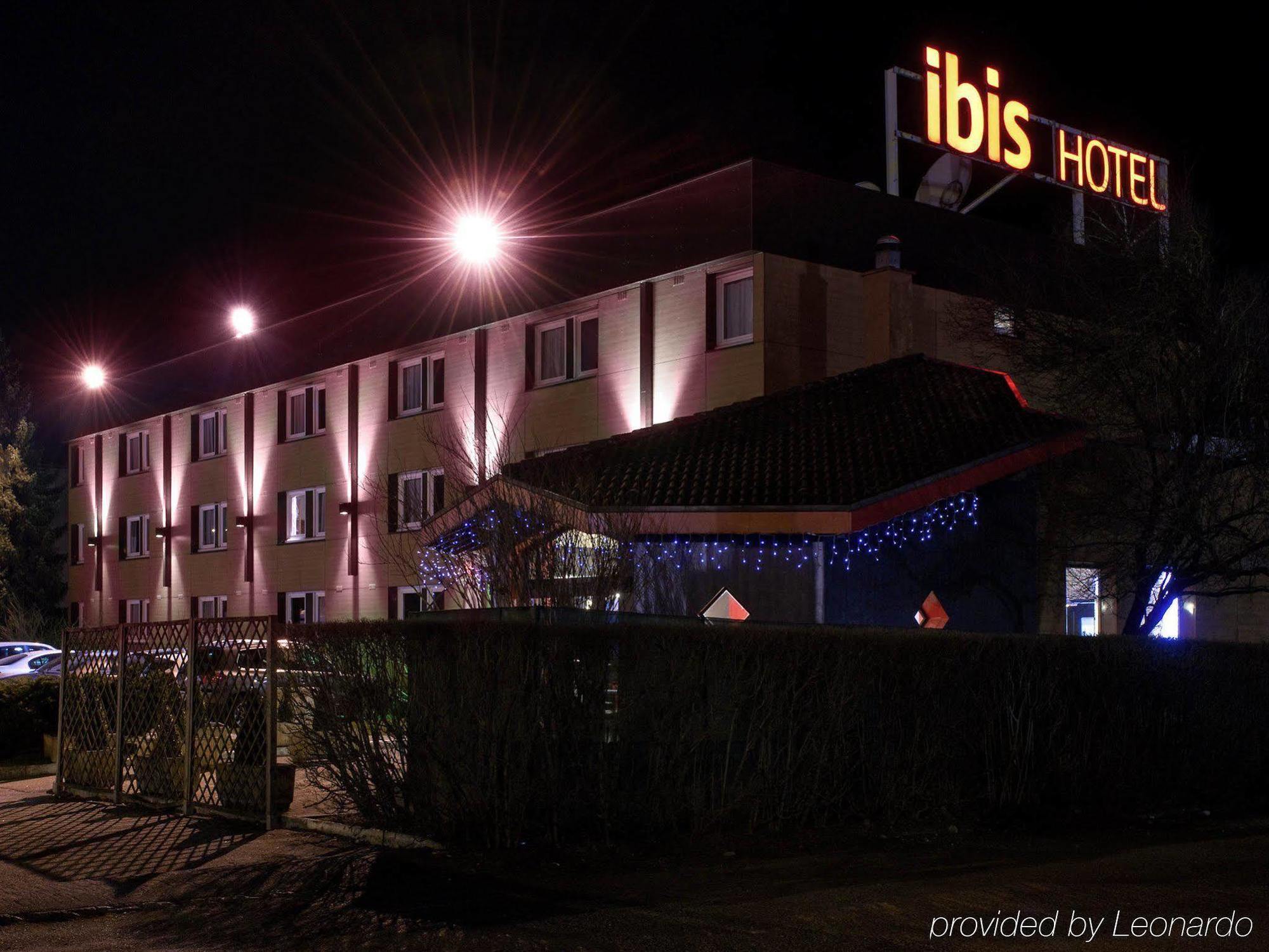 Ibis Sallanches Porte Du Montblanc Hotel Exterior photo